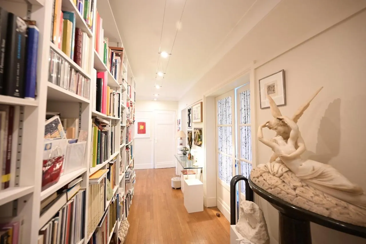 Villa D'Art - Claire Paris Apartment